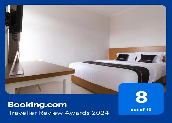 Super Oyo Collection O 90023 Damar Kusumo Guest House