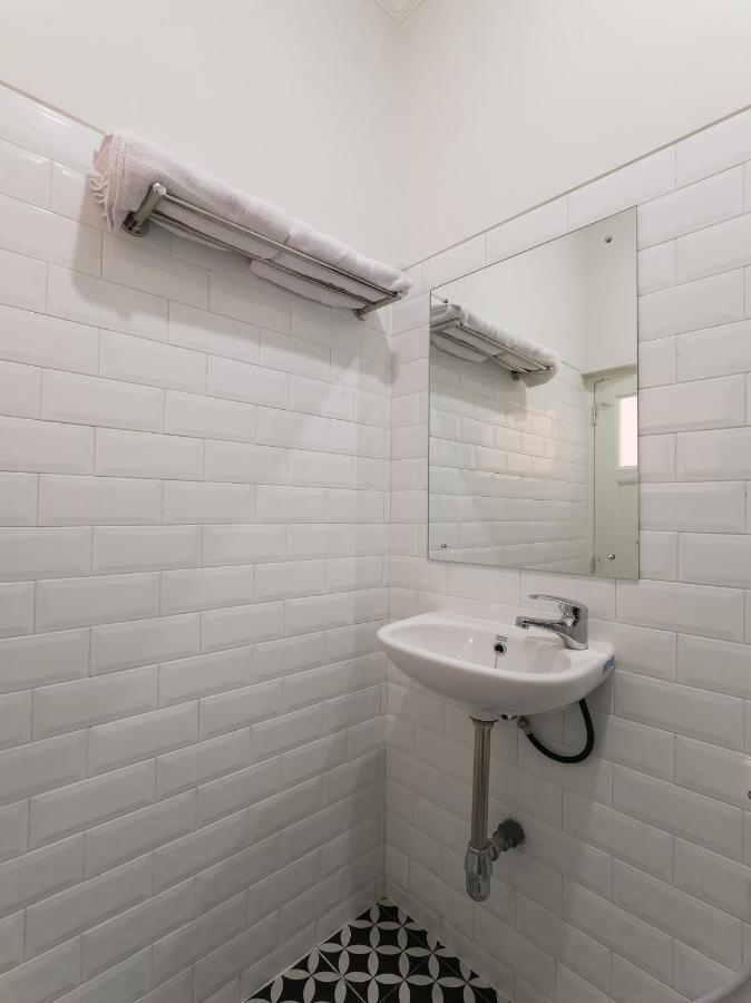 Hotel Super Oyo Collection O 90023 Damar Kusumo Yogyakarta